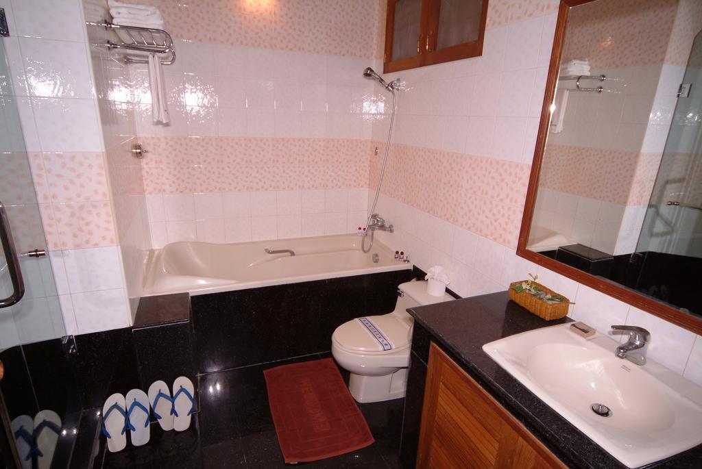 Sunny Paradise Resort Ngwesaung Exterior foto